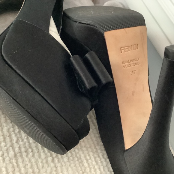 Shoes - Picture 4 of 13